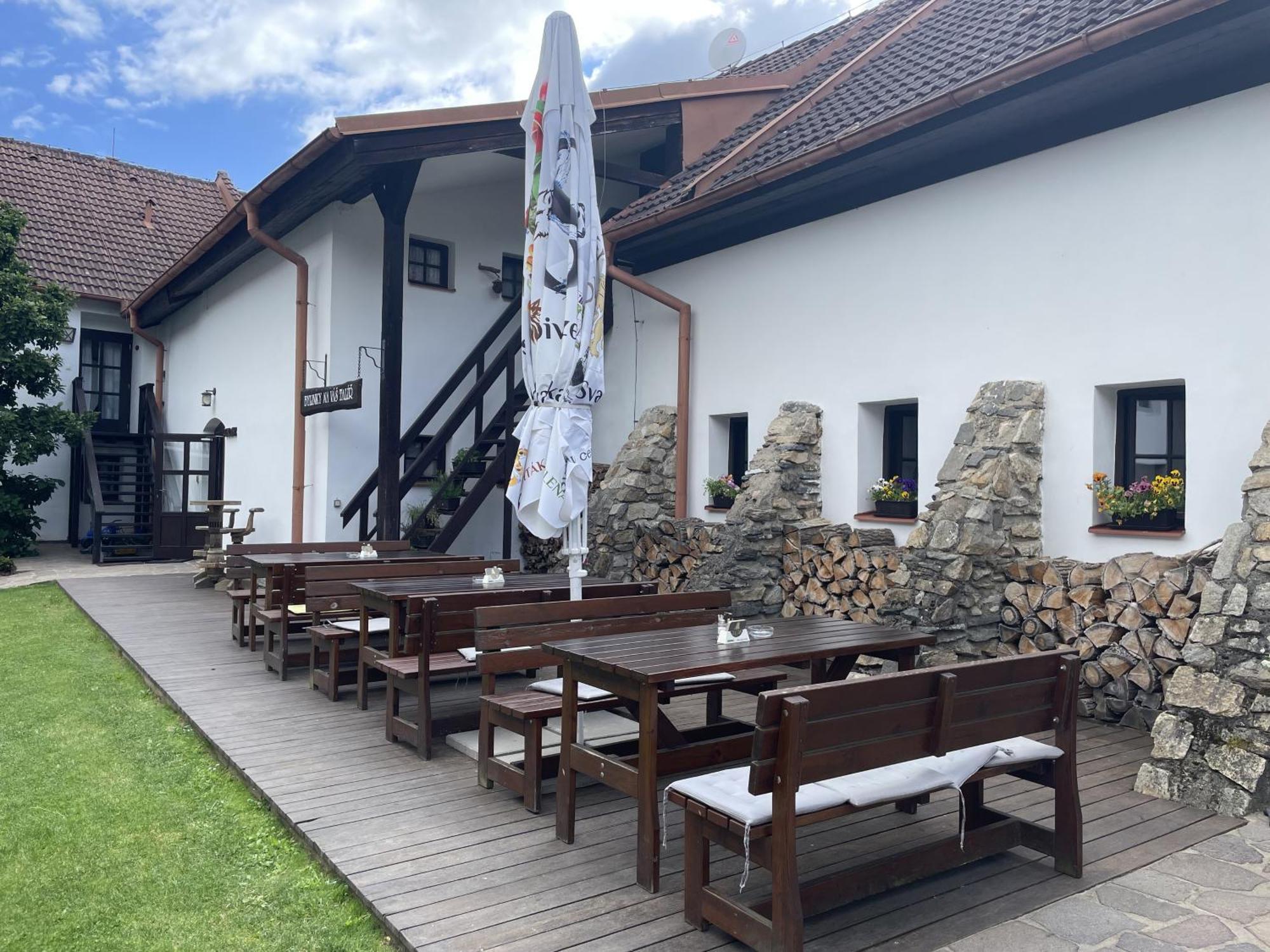 Wellness Hotel Svachovka Mírkovice Exterior foto